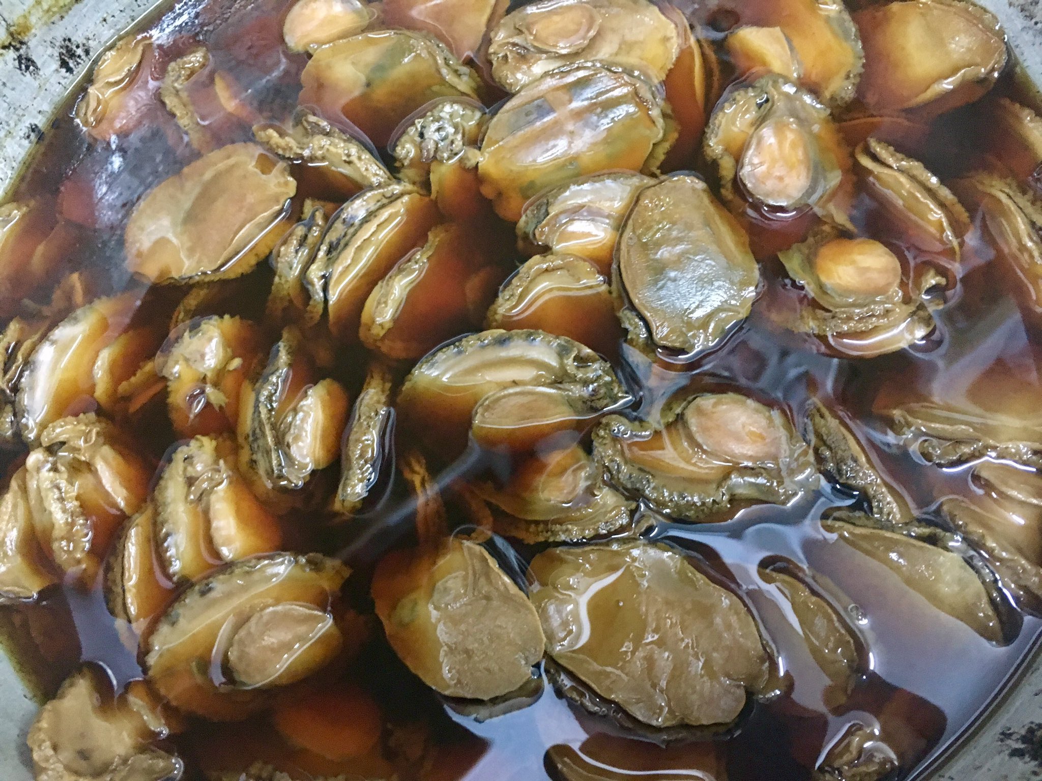 魚菜屋 天然鮮魚専門店 自家製のお惣菜出来ました 真あじ南蛮漬け タチウオの南蛮漬け ハモの南蛮漬け 蒸しアワビ アワビの佃煮 アワビの肝煮 とこぶし煮 カツオのシーチキン 生 筋子醤油漬け 生シラス沖漬け ウルメイワシ丸干し