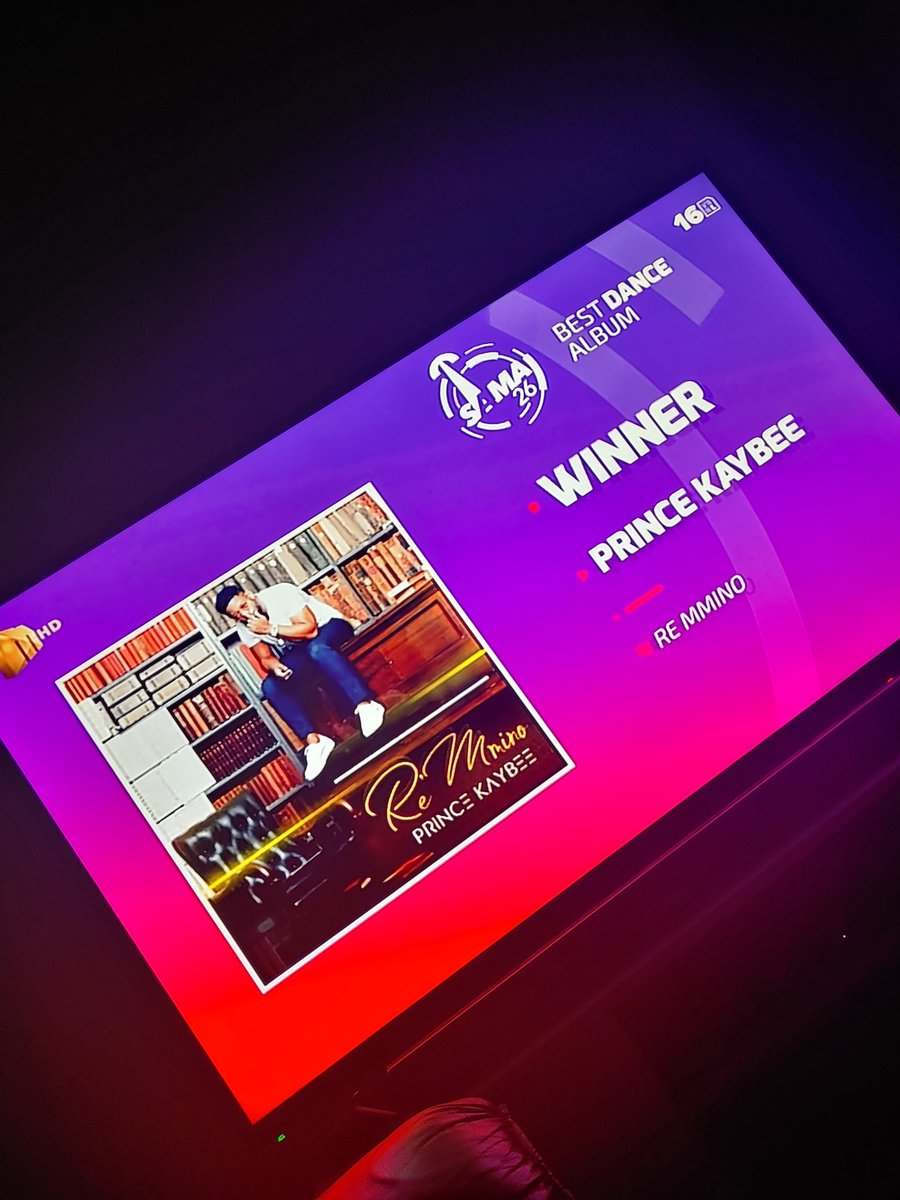 KaMashimane's tweet photo. @PrinceKaybee_SA Congratulations dj Bae🙌💃💃❤️ https://t.co/2ppaeKzAgY