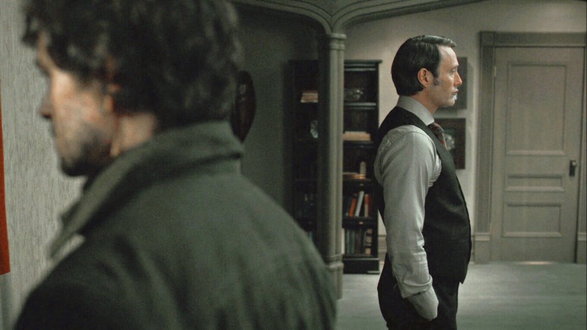 ahooel's tweet photo. Look at Hannibal trying desperately to get the attention of this boy! https://t.co/BNGQxqGlO8