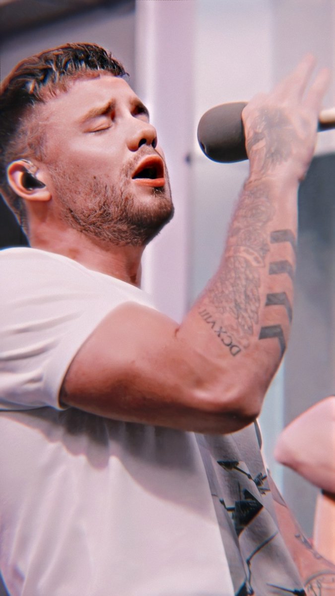 fngrshe's tweet image. REY DE REYES 

#22DaysWithLiam #StreamSTD