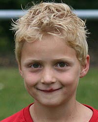 hanssiemerink87's tweet photo. Leuk om te zien @SimonExcelsior en Emilio, vroeger samen en nu tegen elkaar op dit niveau. Kunnen we als @excelsior31 trots op zijn! https://t.co/w3lGvNSRIG