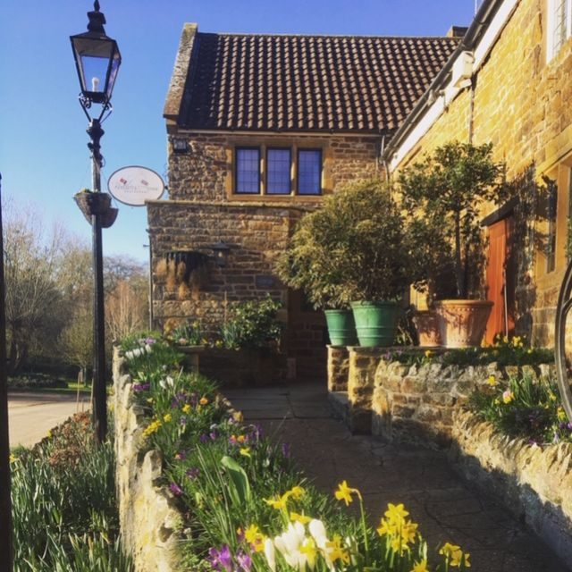 pickyfork's tweet photo. RT @ButchersRest: RT @thetravellocker: New Restaurant Review: Always in Good Taste! The Butchers Arms @ButchersRest Priors Hardwick #Warwickshire @ShakespearesEng #portugese #flair #food #drink https://t.co/TCnOHowLVd #restaurant  #priorshardwick #warwi… https://t.co/yA1FIVskWp