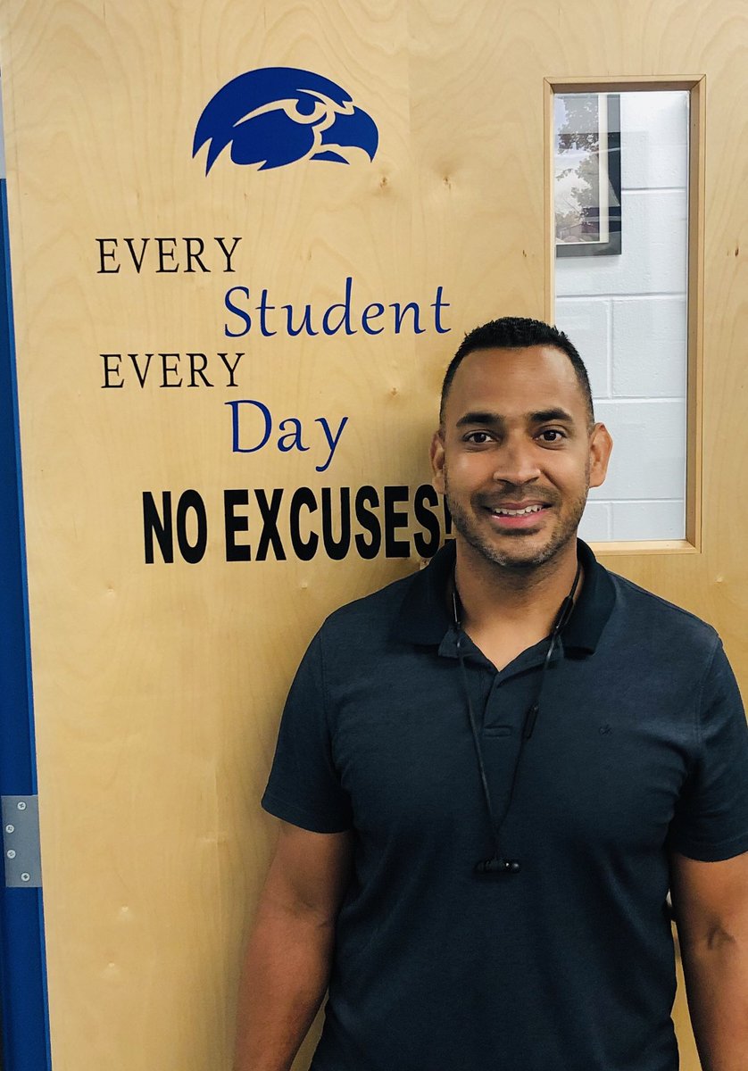 Armwood_HS's tweet photo. CONGRATULATIONS to Mr. De Jesus and his @APforStudents Spanish class… 100% pass rate on their exam! That’s truly living up to #EveryStudentEveryDay!!! @CollegeBoard @HillsboroughSch https://t.co/sPixL5PCR5