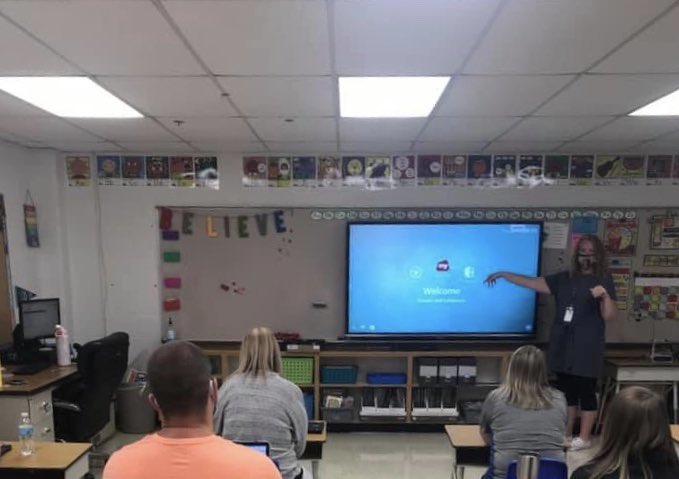 HendersonSchool's tweet photo. Staff in our district have been busy this week working with our Digital Learning Coaches learning more about integrating technology into the classroom & using Google Classroom as we prepare for any instructional transitions that may occur during the school year. #extraordinaryhcs https://t.co/OoNfzuUY1J