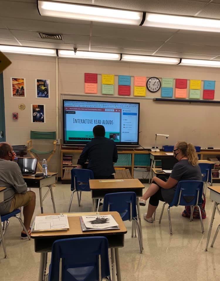 HendersonSchool's tweet photo. Staff in our district have been busy this week working with our Digital Learning Coaches learning more about integrating technology into the classroom & using Google Classroom as we prepare for any instructional transitions that may occur during the school year. #extraordinaryhcs https://t.co/OoNfzuUY1J