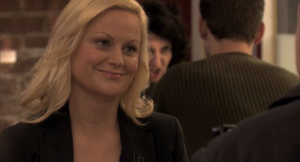 2x12 - christmas scandal