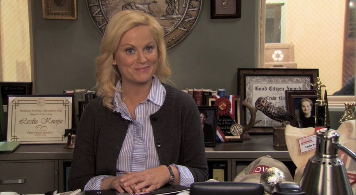 2x17 - woman of the year