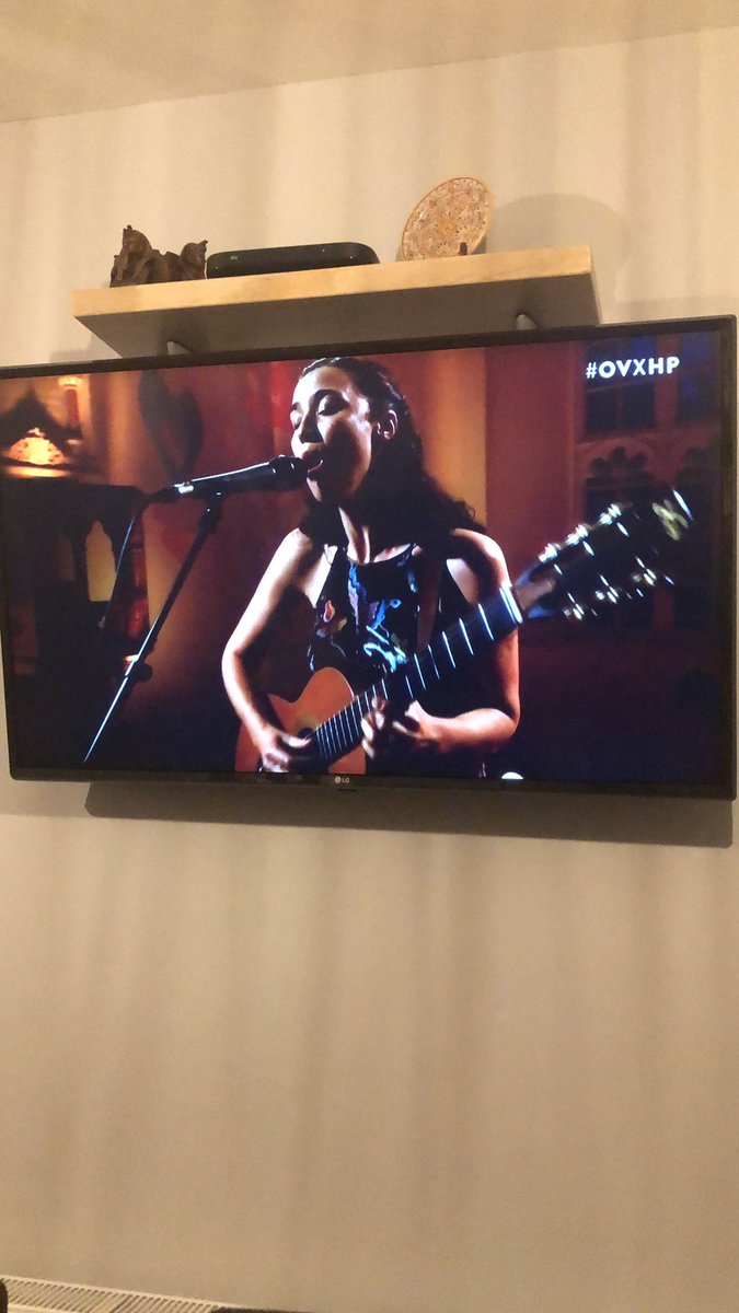 0_KC's tweet photo. @LisaHannigan, great as usual #othervoices #OVxHP https://t.co/hO8NNQU1XW