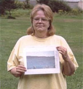 Hello! It’s time to look at the very complex backstory to ANOTHER famous  #monster photo (ask me if you need links to my monster threads). This time we’re looking at the Sandra Mansi  #LakeChamplain photo of July 1977, the world’s ‘best’ lake monster photo. MEGA-THREAD follows….