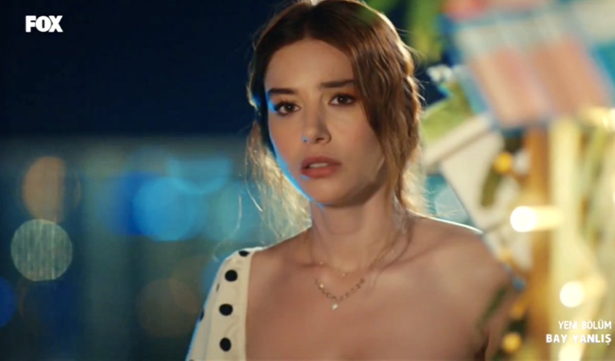 marrmat's tweet photo. UN PALO, DRITTO SULLE GENGIVE, AVREBBE FATTO MENO MALE. 

💔

#BayYanlış #aşıkmıyız  #ÖzgeGürel  #CanYaman #EzGür https://t.co/u3qlbpEvFV