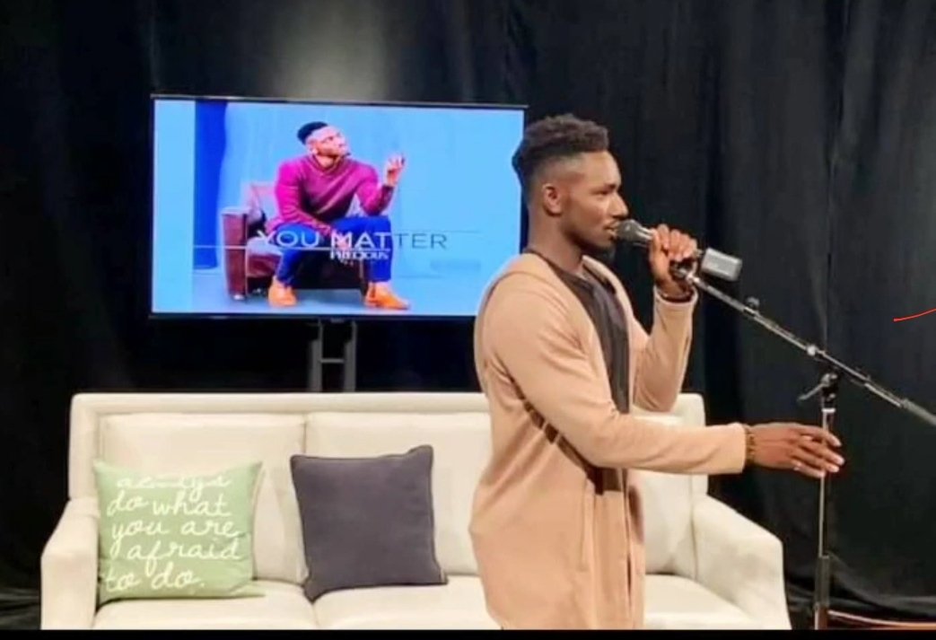 derealpresh_'s tweet photo. Catch me performing live and talking about new single, You Matter, with Lisa Peters. Interview will air Aug 5 –11 only on Access Communications
⏰ Talk of The Town airs Mon - Fri 7 am, 12 pm, &amp; 5:30 pm
📺 Access CH. 7 &amp; 70, 77
 #liveperformance #youmatter #talkofthetown #accesstv https://t.co/bLYLEZFHRX