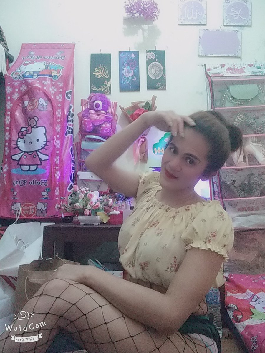 NyaWaria's tweet photo. Open vsc wajip tf  open bo #jakartaselatan #jakartatimur #top #bottom #ledyboy #shemale +6282114036065 https://t.co/bg16UKofLL