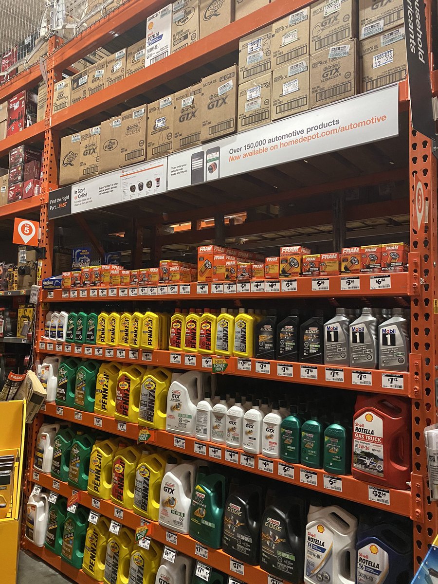 Zach_B_Curtis's tweet photo. The Issaquah Home Depot Hardware Department is in stock and ready to rock! #issaquality @Ken_D19DM @4704ShawnDixon https://t.co/2yBkpnAol6