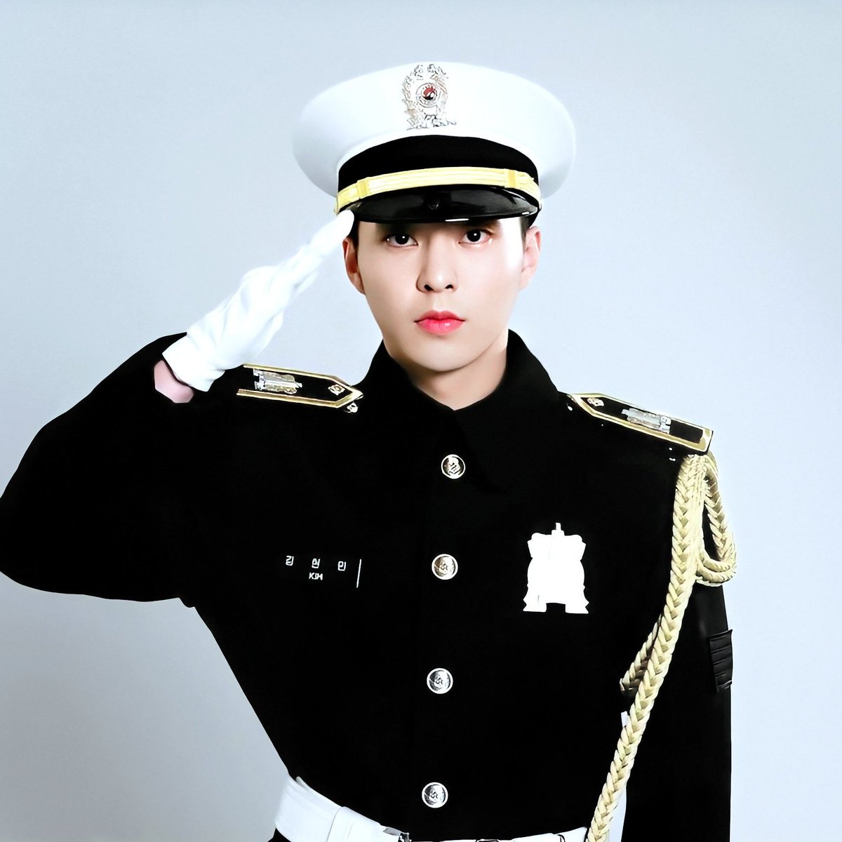 HourlyXiuminn's tweet photo. Minseok will come back in 120 days
#ExaBFF #ExaEXOL @weareoneEXO https://t.co/cwTaJQDMwf