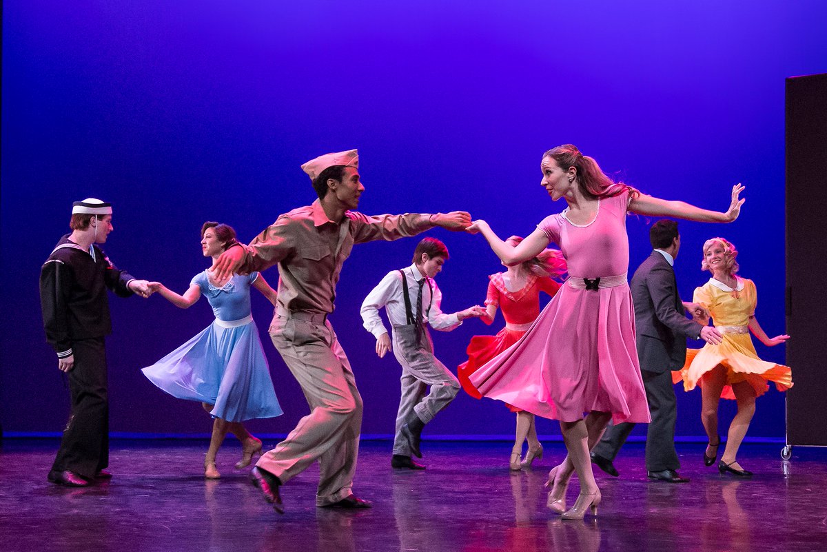 StateStBallet's tweet photo. “Life is short and there will always be dirty dishes, so let’s dance.” --James Howe
#FridayFeeling #Friyay #Ballet #Dance #quarantinelife #DanceTheNightAway #Enjoy 

[photo: @DavidBazemore] https://t.co/YcpYAhXqB3