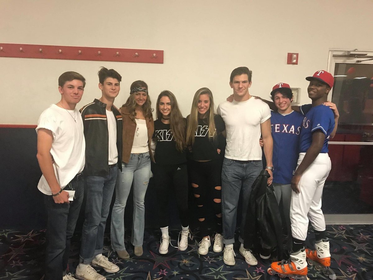 SouthlakeYL's tweet photo. He has been involved in SLYL for 4 years and would tell others “Without young life I wouldn’t be the man I am today, I probably wouldn’t even be a believer.” His favorite bible verse is Joshua 1:9. https://t.co/wzHYBZ2PeG