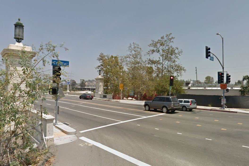 I typically get on the path here at Fletcher. If the city just built a bike lane on Fletcher this would be functional. That's apparently too much to ask, though. (8/11)