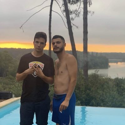 ClissonMartial's tweet photo. #NouvellePhotoDeProfil https://t.co/UYjCu7Yctk