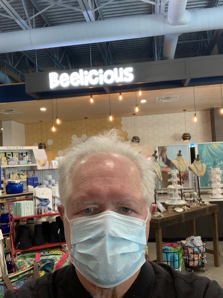 randyhanna's tweet photo. Quick stop by the new Busy Bee in @VisitPCB Great addition to our region. New location of NW Fla @BusyBeeCaucus? @fsupc is so proud to be part of this community and region. #Fsupcpromise #stayhealthyseminoles #busybeevaucis https://t.co/4OKHIBC9M0