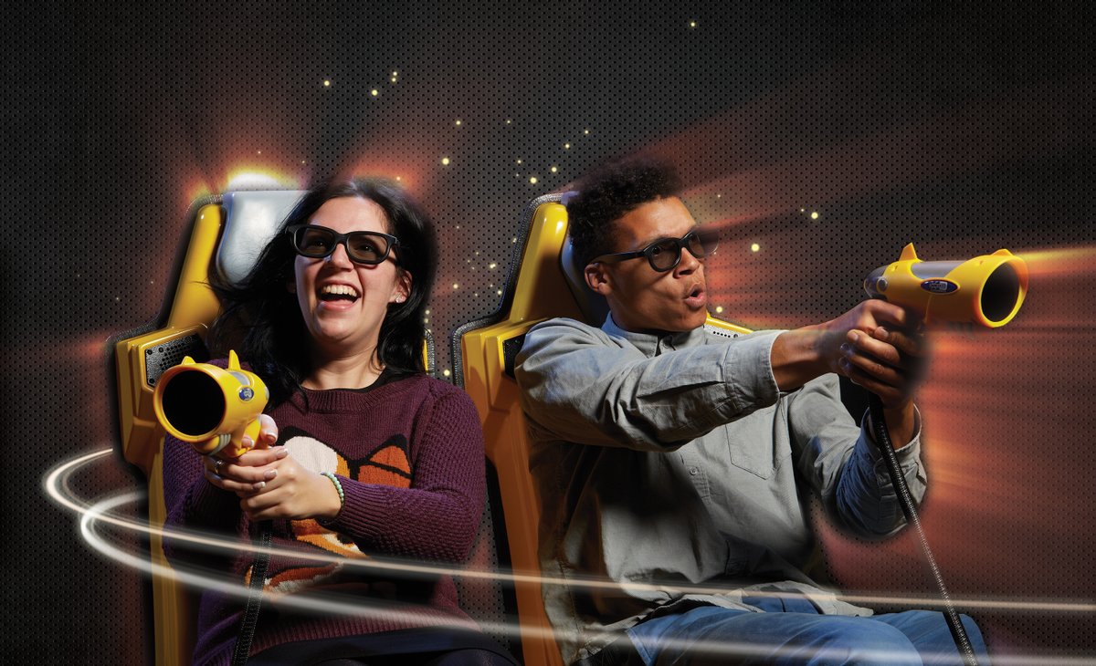 bransonwax's tweet photo. What's more fun? Getting chased by a giant crazy clown or a duel against a band of robot outlaws? Can't choose? Do them both at Castle of Chaos!

https://t.co/bT3QEEisPJ https://t.co/XhX7gCWmUh