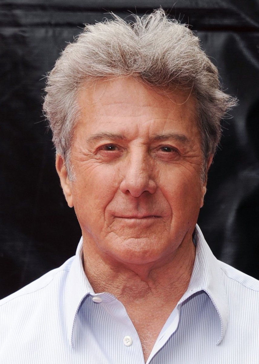  #Efemérides  #TalDíaComoHoy  #OnTHisDay  #BOTD  #Cinematography  #Actor  #DustinHoffmanHilo de 16 tweets.Hoy, 8 de agosto, es el cumpleaños de DUSTIN LEE HOFFMAN (n. 1937), actor y director.2 Óscar al Mejor actor (1979, “Kramer vs. Kramer”; 1988, "Rain Man"). 7 nominaciones.