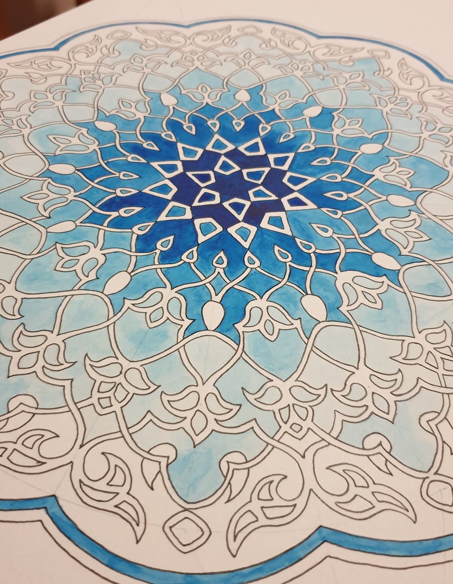 Day 7 #artfulaugust I started to add some colour. First attempt using water colour paint for a long while. Not sure whether to add some bling with silver or copper or leave white?
@c0mplexnumber #islamicgeometry #islamicpattern #mathsart