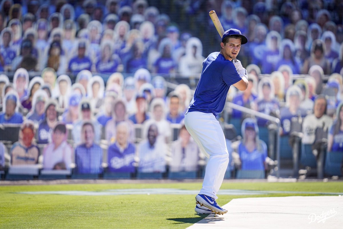 Dodgers's tweet photo. It’s good to be home. https://t.co/8fno5J4zvF