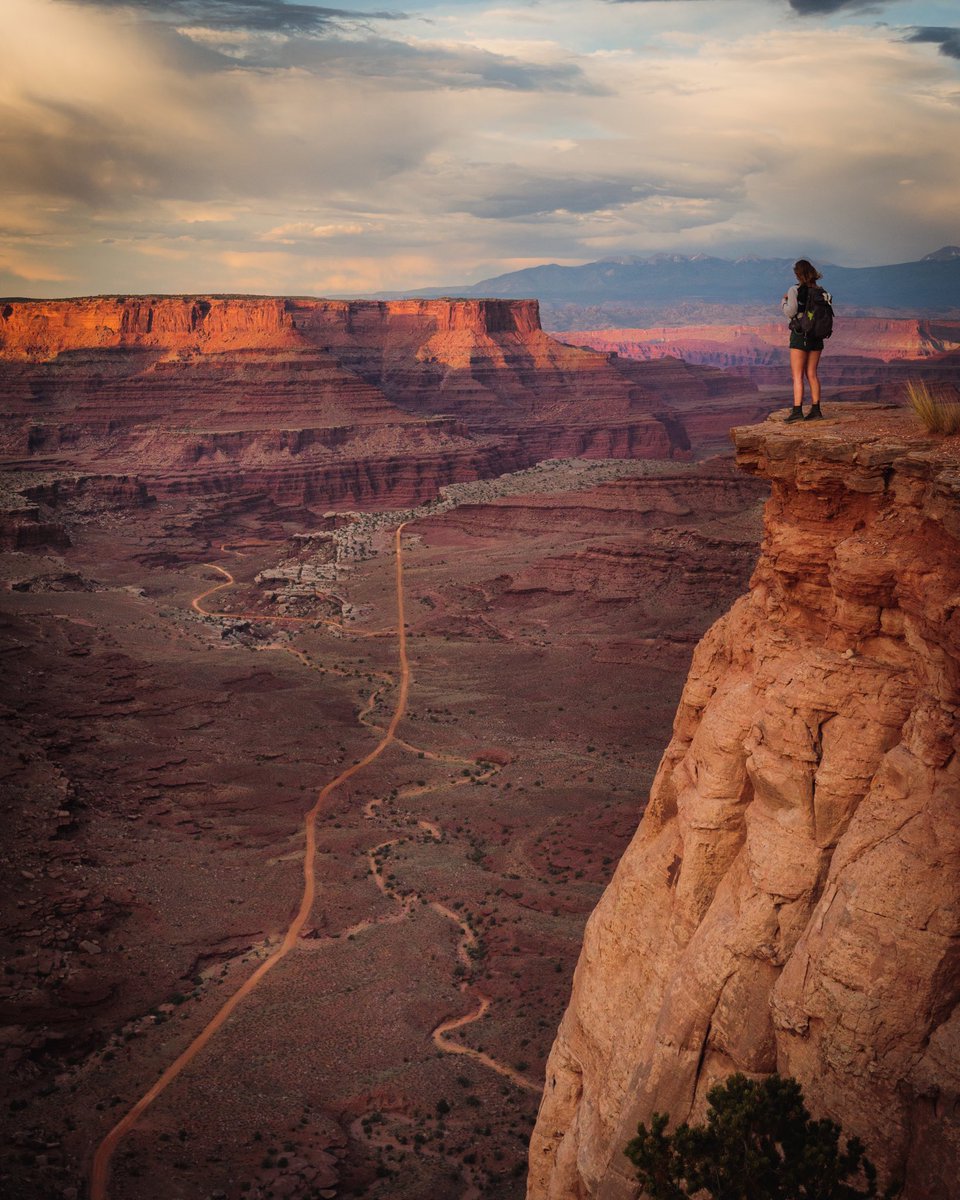 KyleResatka's tweet photo. I’m a sucker for red rocks #utah #travel #travelphotographer #travelphotography https://t.co/Ipe8Irf9wC