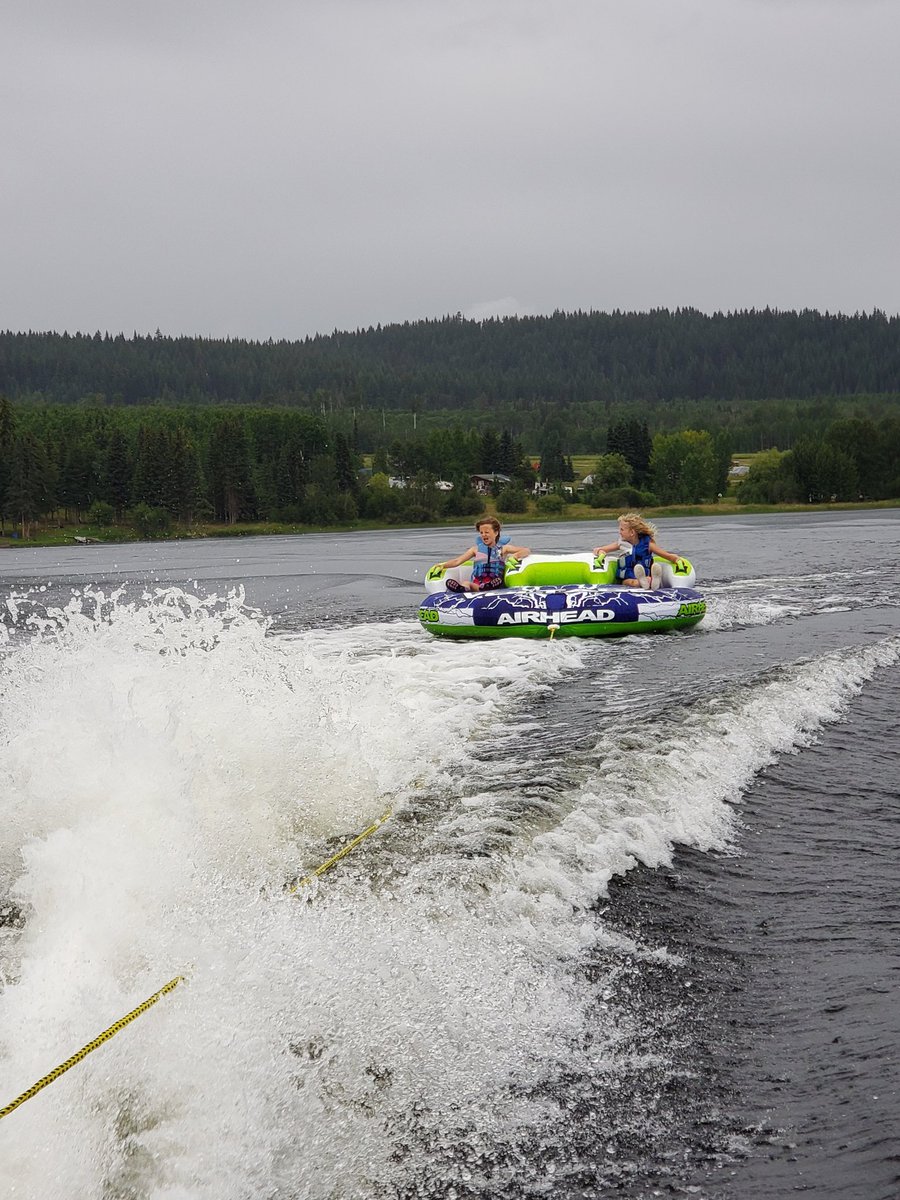 zukewich's tweet photo. Anyone up for a tube ride in the rain? #jetspulltubes #summerfun #stillraining https://t.co/Q4nqbwIpbe