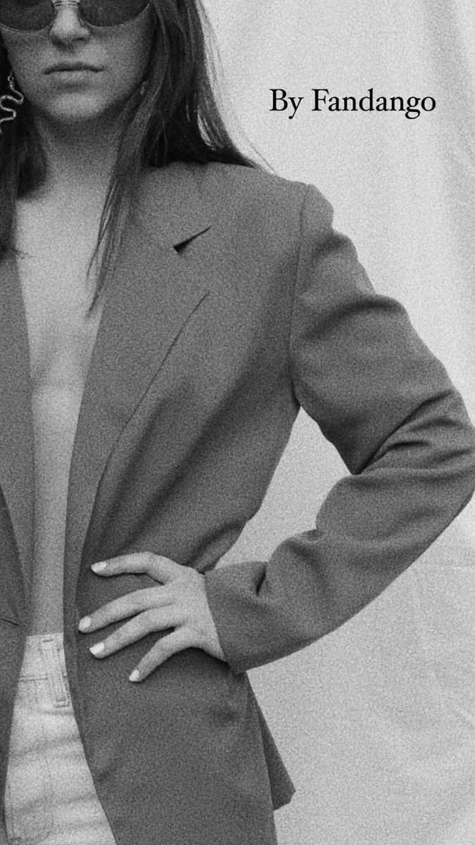 FiVissicchio's tweet photo. Me ayudan a difundir mi nueva marca de ropa vintage? Tiene mucho amor y trabajo puesto ❤️ https://t.co/NqDjZGtdmb https://t.co/kUtYFeIjvb