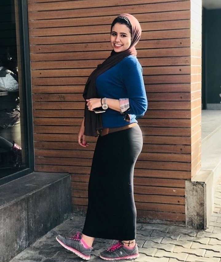 ASMAA_KOSHA's tweet photo. المتعه فى المحارم انها علاقه سريه مرغوبه من الطرفين
ومستحيل حد يتكلم عنها
اختك بتكون حاسه بيك ونفسها تتمتع زيك  
#ريحها
#الغريب_هينيكها_ويفضحها https://t.co/olEtjt1186