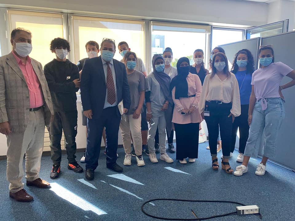 digitalfrschool's tweet photo. Qui a dit que les jeunes et surtout les jeunes filles ne sont pas intéressés par le Numérique et encore moins pendant leurs vacances en plein mois d'août ?
#YouthDigitalProgram Fait le Plein !
100 Jeunes sont formés gratuitement au Numérique chez @DigitaleFrance https://t.co/ODFpWqiITq