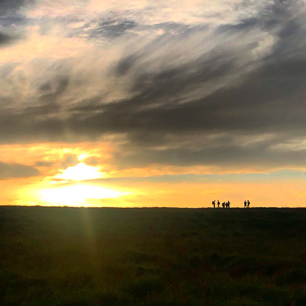 1stMytholmroyd's tweet photo. Perfect evening to get back to proper Scouting again tonight! 👌 https://t.co/FAWuMgxSC1