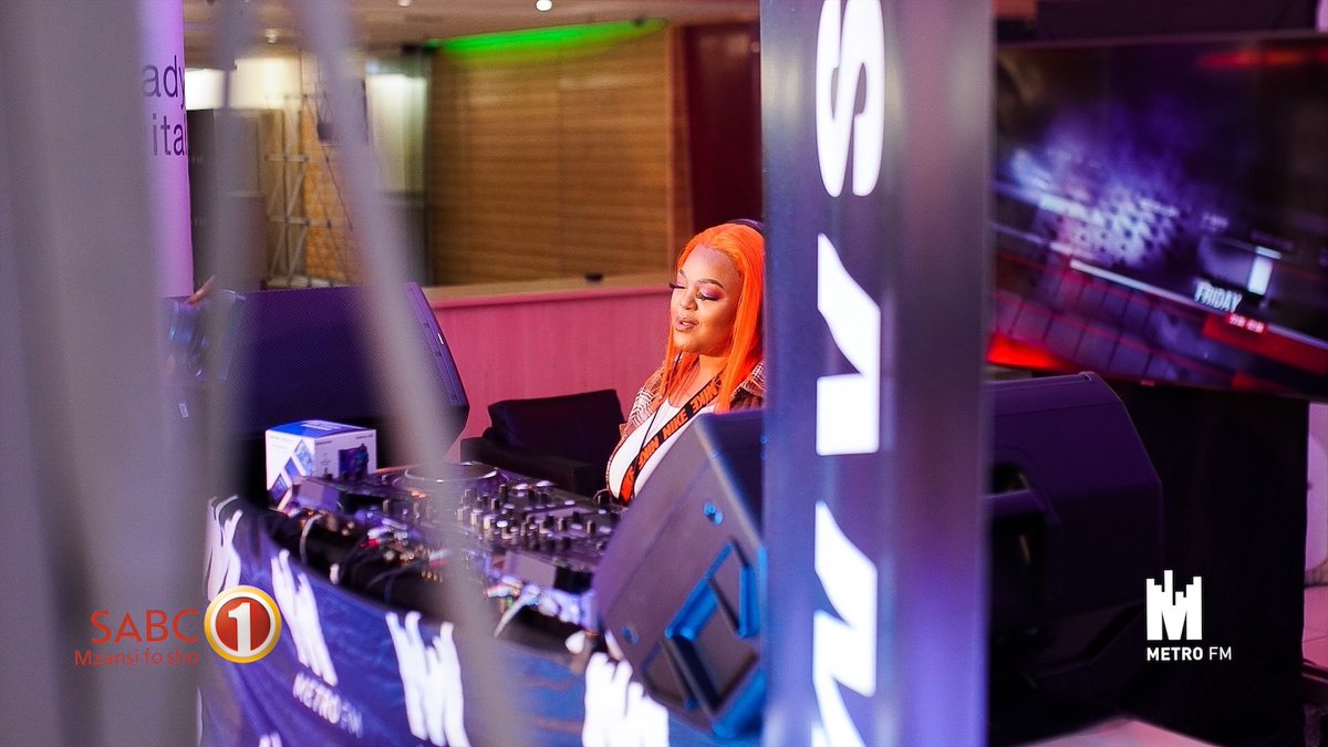 METROFMSA's tweet image. We’re jamming to the sounds of @DBNGOGO 💃🏾💃🏾💃🏾🕺🏾🕺🏾🔥🔥🔥🔥on the #Get2GetherExperience the party that comes to you simulcast on @METROFMSA &amp;amp; @Official_SABC1