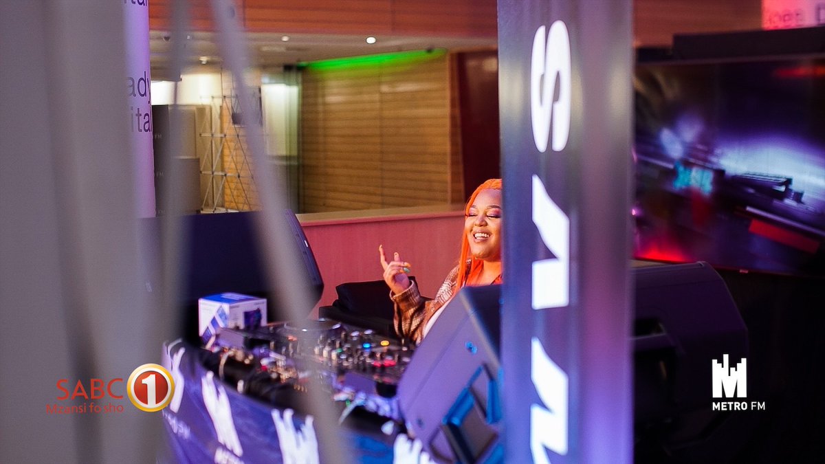 METROFMSA's tweet image. We’re jamming to the sounds of @DBNGOGO 💃🏾💃🏾💃🏾🕺🏾🕺🏾🔥🔥🔥🔥on the #Get2GetherExperience the party that comes to you simulcast on @METROFMSA &amp;amp; @Official_SABC1