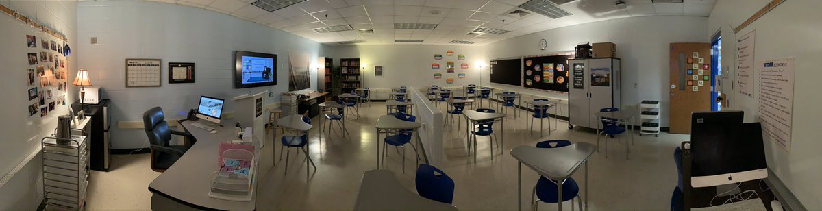 MsHolt_ELA's tweet photo. My classroom is ready to go! #BackToSchool #WeAreRaiders 💙💛 https://t.co/2R3sZRDOOU