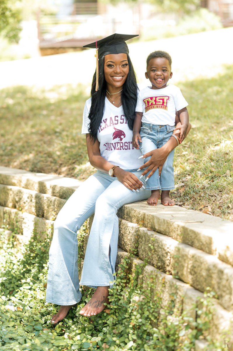 _ThatsShap's tweet photo. To the one who was there every step of the way, my first born son. It was all for you! You’ll never be the reason I didn’t accomplish my dreams, you’ll always be the reason I did. Full time mom, and full time student. Just keep going. ❤️🤞🏾 https://t.co/FdhgVblOiL