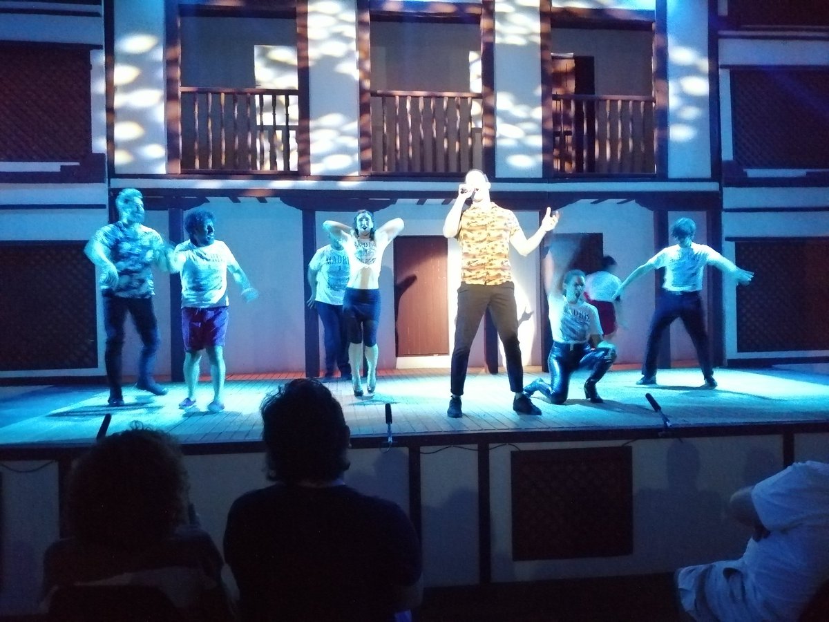 #Corralcervantes #nohayburlasconelamor direccion (i. vidal) y trabajo actoral impresionante @ <a href="/Fernandogilact/">Fernando Gil</a> <a href="/PabloPuyol_/">Pablo Puyol</a>,Diego molero, Jesús fuente, concha delgado, @JesusTeyssiere <a href="/RobertaPasq/">Roberta Pasquinucci</a>, <a href="/iamalicialobo/">Alicia Lobo</a> <a href="/DavidLorente10/">David Lorente</a>. La cultura vive, no la dejemos morir. Bona nit🥰