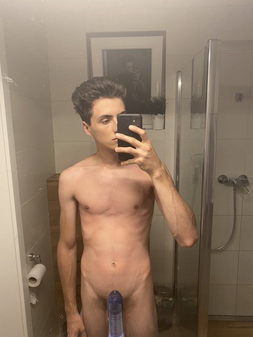 Good night!?

#gay #gays #gayteen #gaytwink https://t.co/wBfn1CeMem