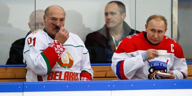 Tomorrow’s Belarusian presidential election sees “Europe’s last dictator” Alexander Lukashenko, 66, aiming to add to his 26 years and 21 days in power. A former farm manager with trademark combover, he’s fond of oversized military hats, ice hockey and rigged elections. THREAD