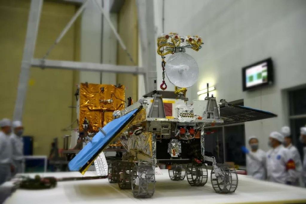 Este última fue la primera en hacer brotar semillas de algodón en nuestro satélite. ¿Qué semillas te gustaría enviar a la Luna?

#AdAstra #MVAPESC #Colombia #ExploraciónLunar 

Créditos: Chongqing University y Xinhua