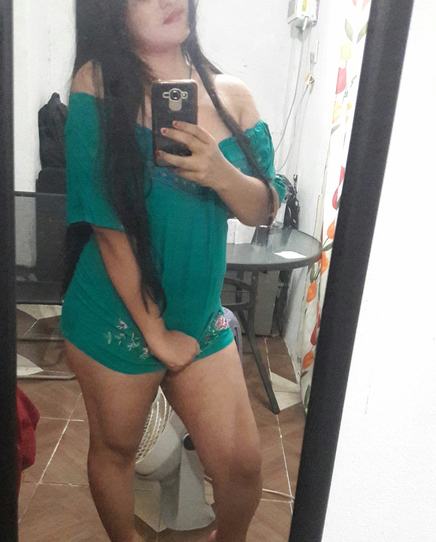 3 pic. #ViernesDeRiesgo #ViernesDeGanarSeguidores #viernesdeYaValio ✨💋✨ https://t.co/eeWXKKq9sr
