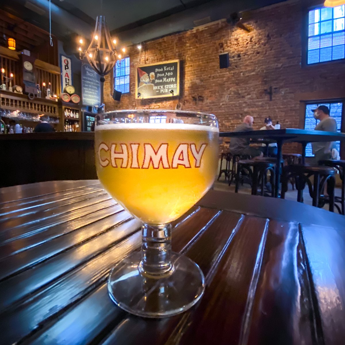 hoplightsocial's tweet photo. Hoppy #InternationalBeerDay! Our go-to spot in #Atlanta for a great international beer selection is @brickstorepub! Where is your favorite spot? Tag them in the comments below! 🍻
#craftbeer #beerblogger #brickstorepub #hoplightsocial #atl https://t.co/GdqT5yAhQu