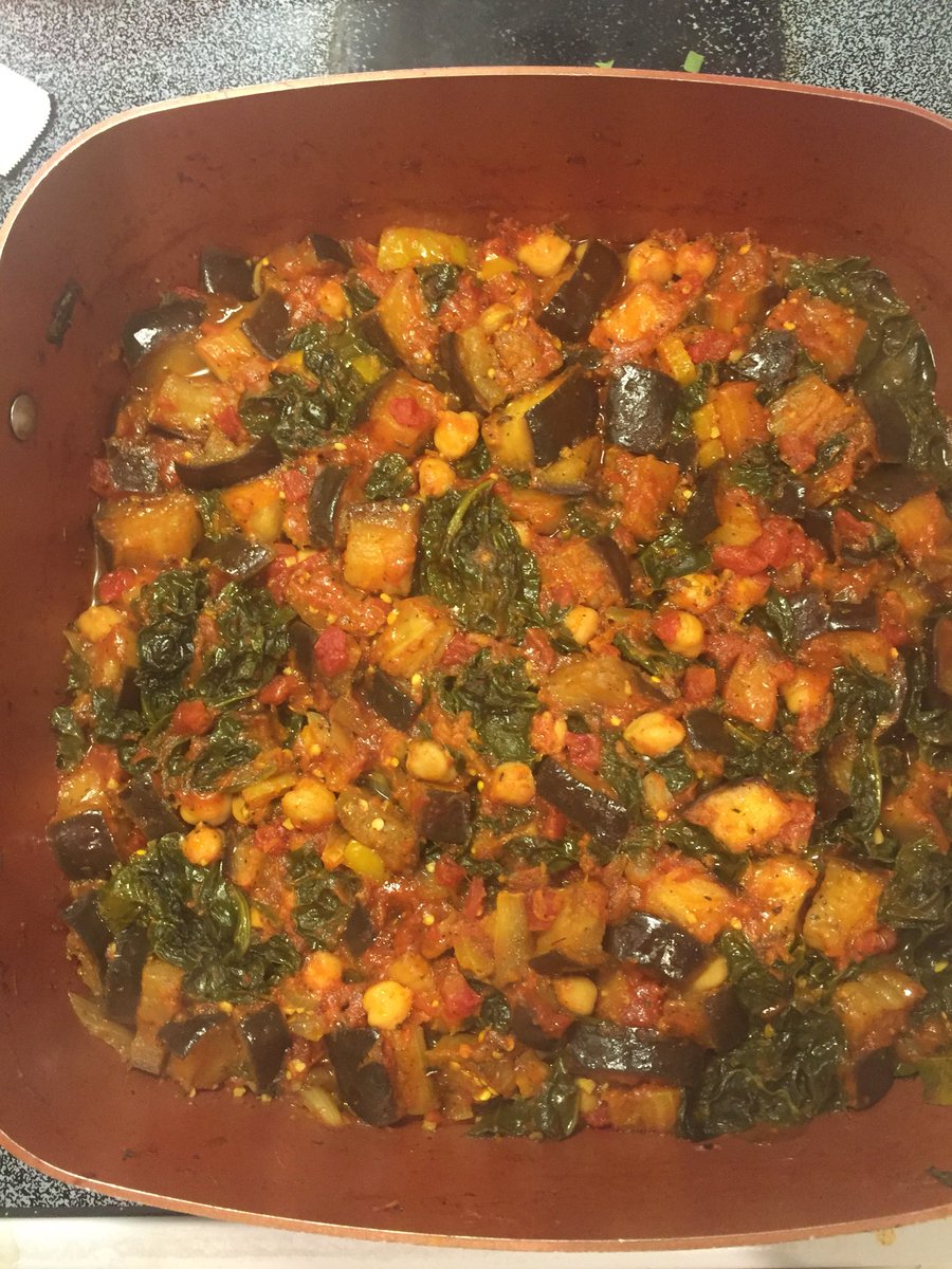 SF_Jay1's tweet photo. Greek style eggplant w/ chickpeas and spinach #foodforce https://t.co/yrCMIA25rq