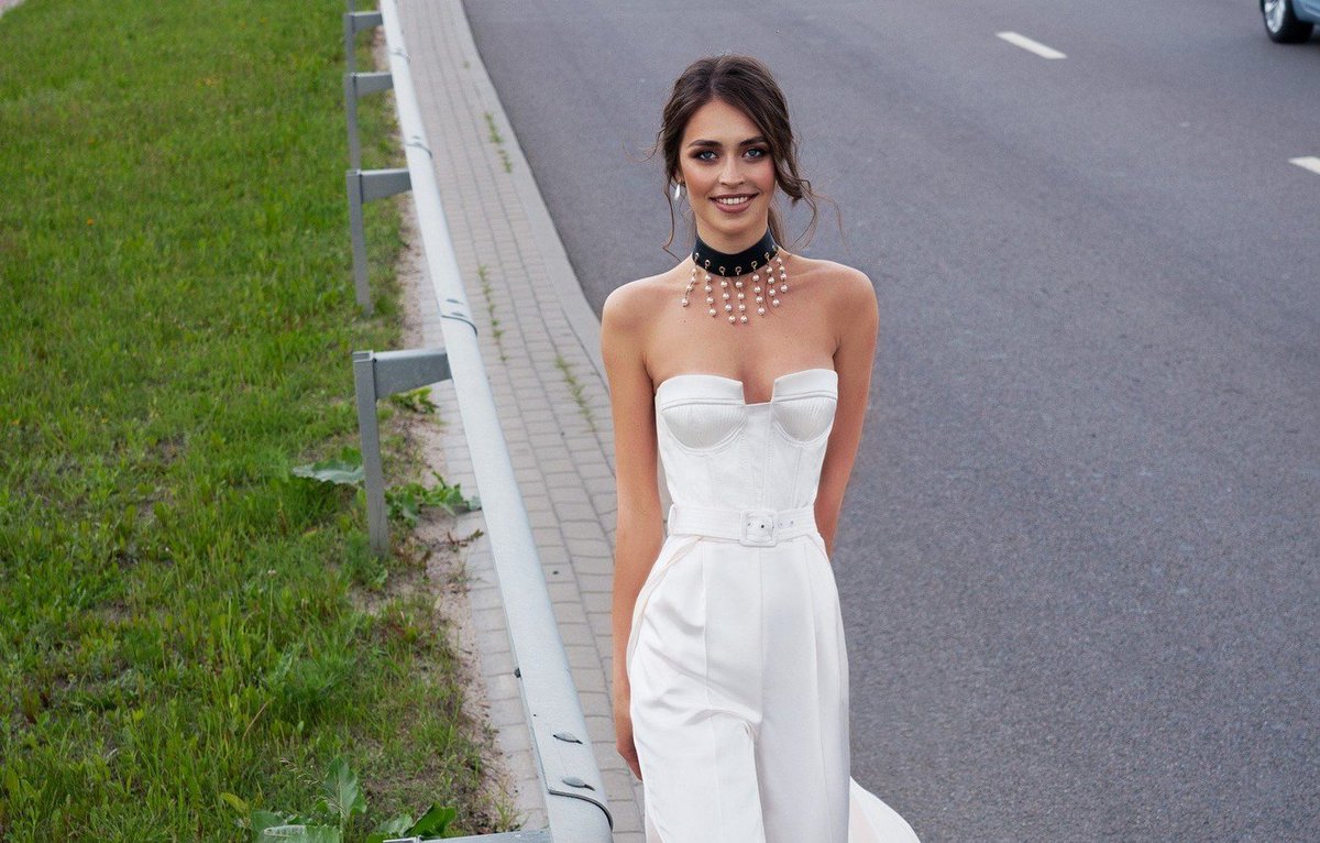  It was the beginning of a winning streak for young Maria, who a year later won 28.94% of the vote in Mink’s 104th Kalvariysky constituency and duly became a member of parliament for Belarusian Republican Youth Union.