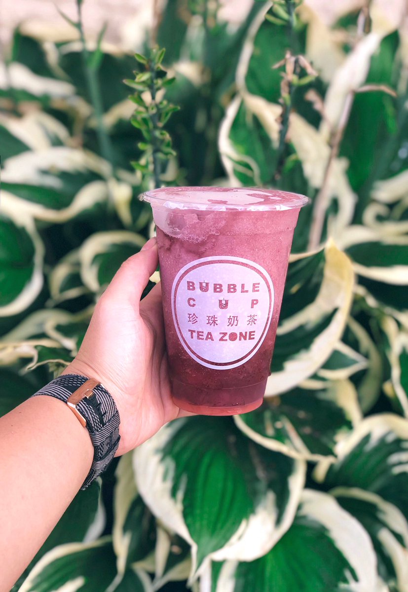 bubblecuptea's tweet photo. This may not look like your blue raspberry slushee from the gas station, but its because this delicious slush is a mix of true blueberry and raspberry. Stop by and give it a try! 
-
#bubblecupteazone #columbiamo #blueberry #raspberry #slushies https://t.co/Gk0ySgNPLR