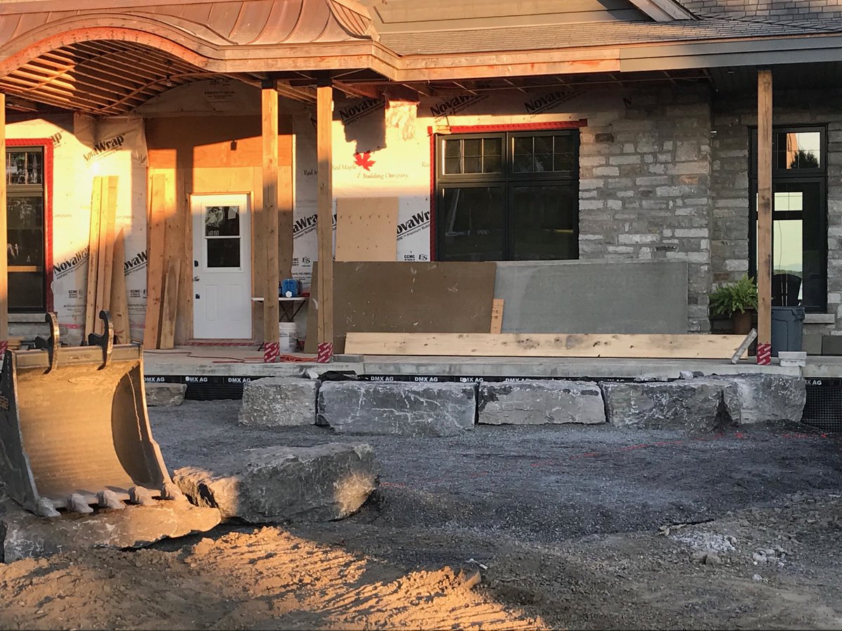 WinmarCO_OW's tweet photo. Busy day at the house. Landscaping on the road side and starting to install the docks on the river. Today’s progress.  New appliances also delivered today. ⁦@OPurrly⁩ ⁦@MABUHAYRuth⁩ @LisaDLafrance @BradAndrews10 ⁩ #oreillyhome https://t.co/65bfofebgr