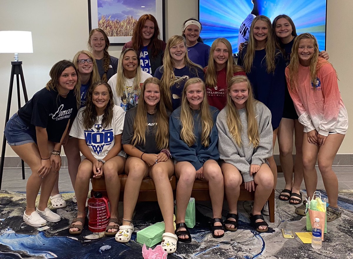 HTX16Gold's tweet photo. Top 6!! We are going into Championship Saturday tomorrow!! We couldn’t be more excited! So proud of this team, &amp; how far we’ve come this season!! Wish us luck tomorrow!! We start at 10 am!! 

#BomberNation
#BombersHTX16UGold 
#Bunch https://t.co/qdH6Tth4ma