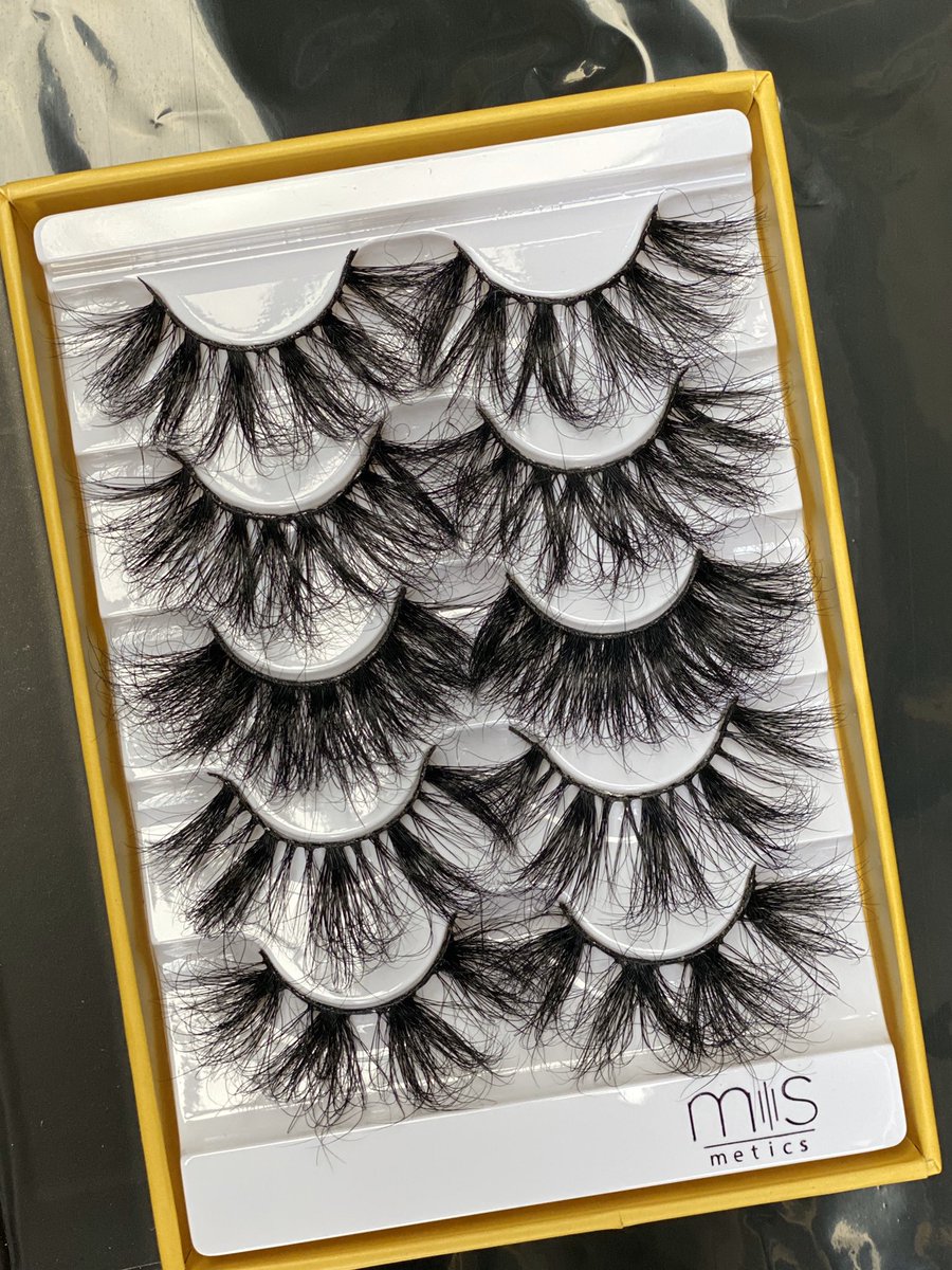 msmetics's tweet photo. Nuptials series 
BETROTHED ⚡️⚡️⚡️

Fluff pop!
retails at 7,000 for a set of 5

#lashesinlagos #minklashesinabuja #minkeyelashesinnigeria #bestlashes https://t.co/bPDdwdfKWK