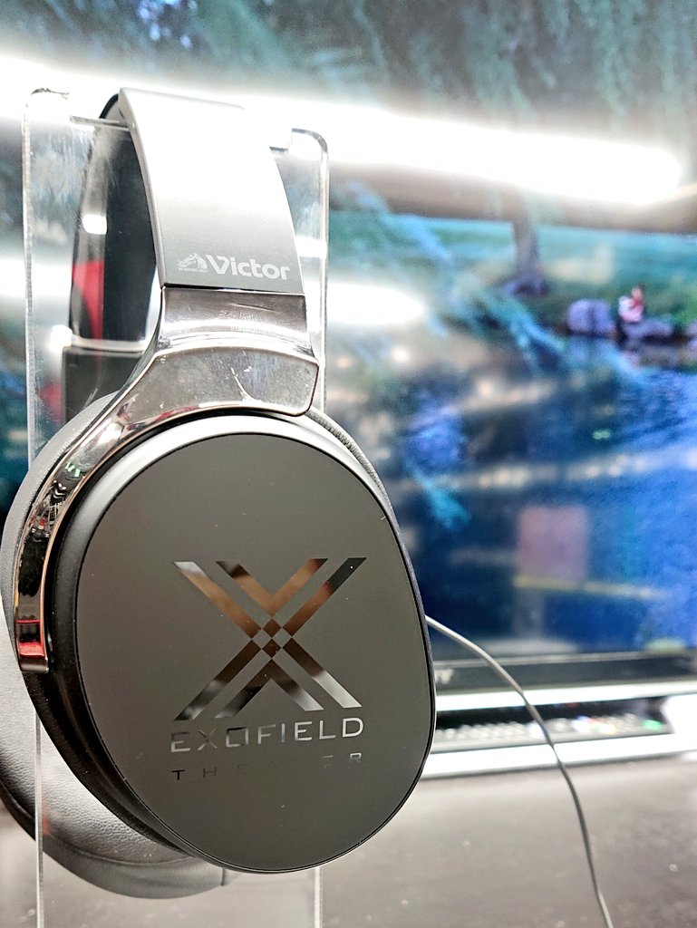 eear_tanatos's tweet photo. 【#eイヤ秋葉原店】
本日発売の
#Victor #EXOFIELD #XP_EXT1
8階ゲーミングコーナーにてお試し出来まっせ!!
シアターヘッドホン系では素晴らしい出来前です(*^^*)
#WiZMUSIC で培った技術をこの値段で聴けるのは凄いッ………
https://t.co/PtAySFOSGB https://t.co/hM3tl8wd7C